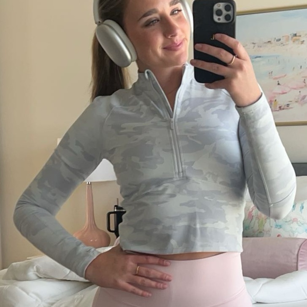 Lululemon white camo quarter zip - Picture 3 of 5